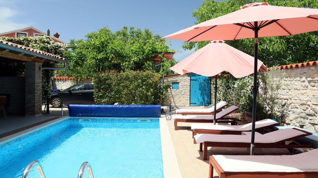 "Art House" Rovinj-Holiday, Holiday Home To Rent Rovinjsko Selo Exterior foto